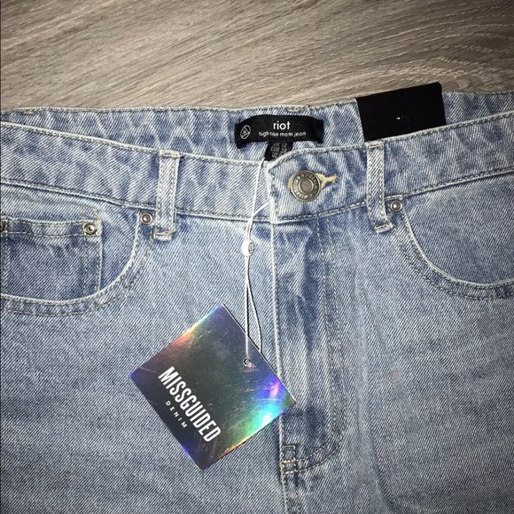 PLT Ripped Mom Jeans - Picture 2 of 3